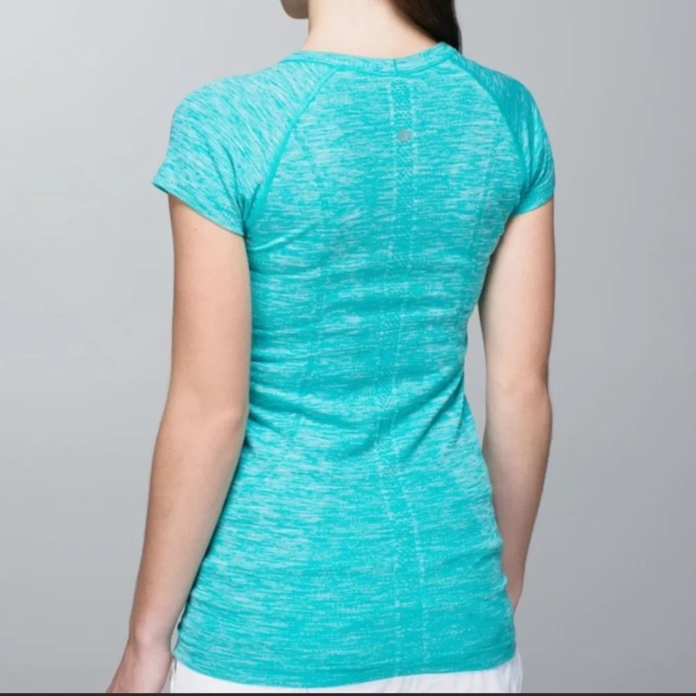 lululemon athletica Women's Turquoise Heather Short Sleeve Tee